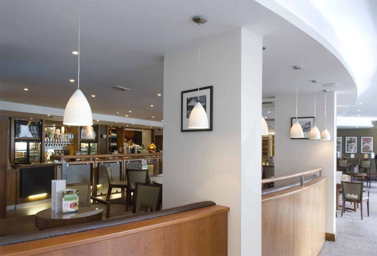 Holiday Inn London-Shepperton By Ihg Exterior photo