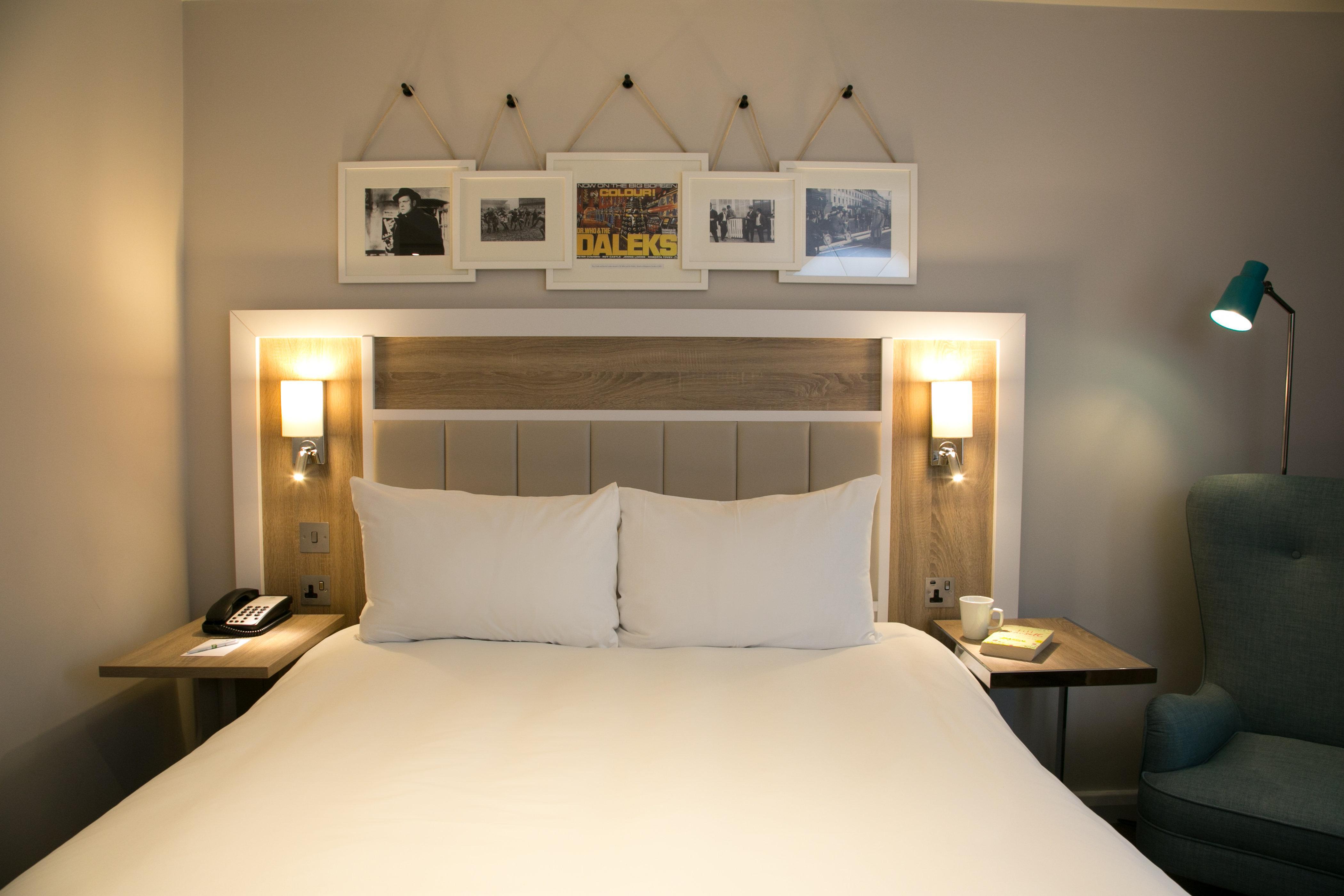 Holiday Inn London-Shepperton By Ihg Exterior photo