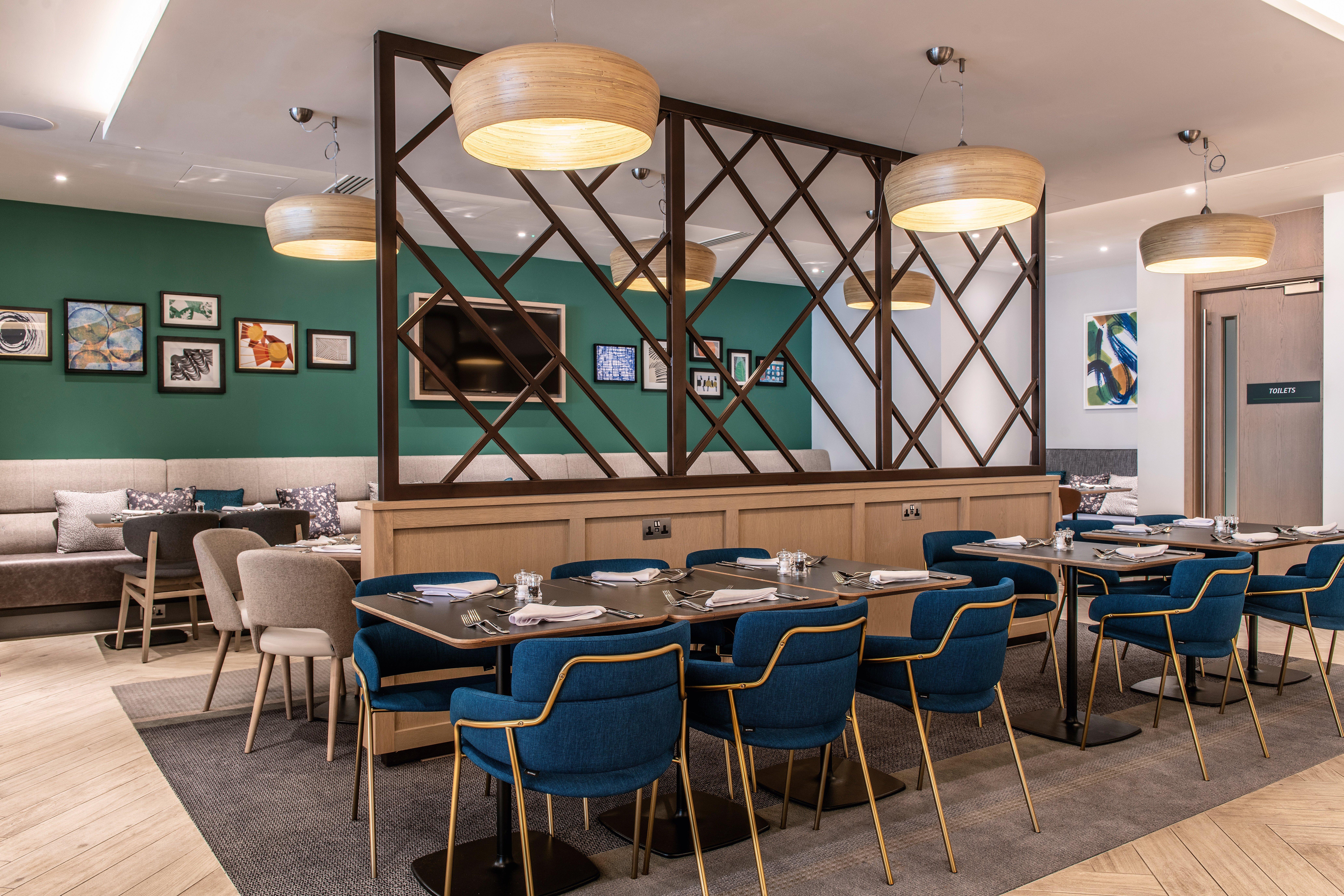 Holiday Inn London-Shepperton By Ihg Exterior photo